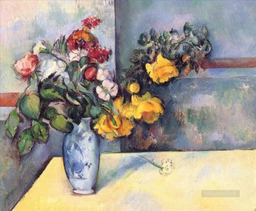 Paul Cezanne Painting - Naturaleza muerta con flores en un jarrón Paul Cezanne